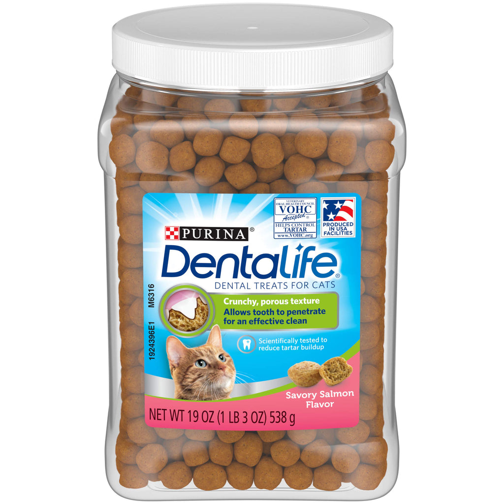 DentaLife Purina Made in USA Facilities Cat Dental Treats Savory Salmon Flavor - 19 oz. Canister